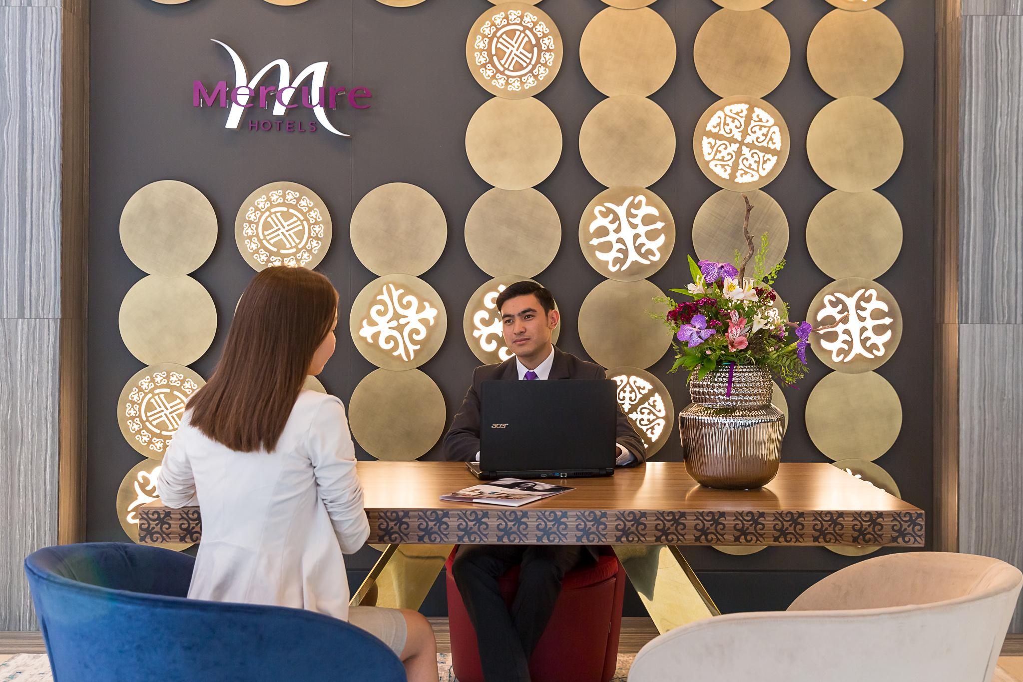 Mercure Almaty City Center Exterior photo