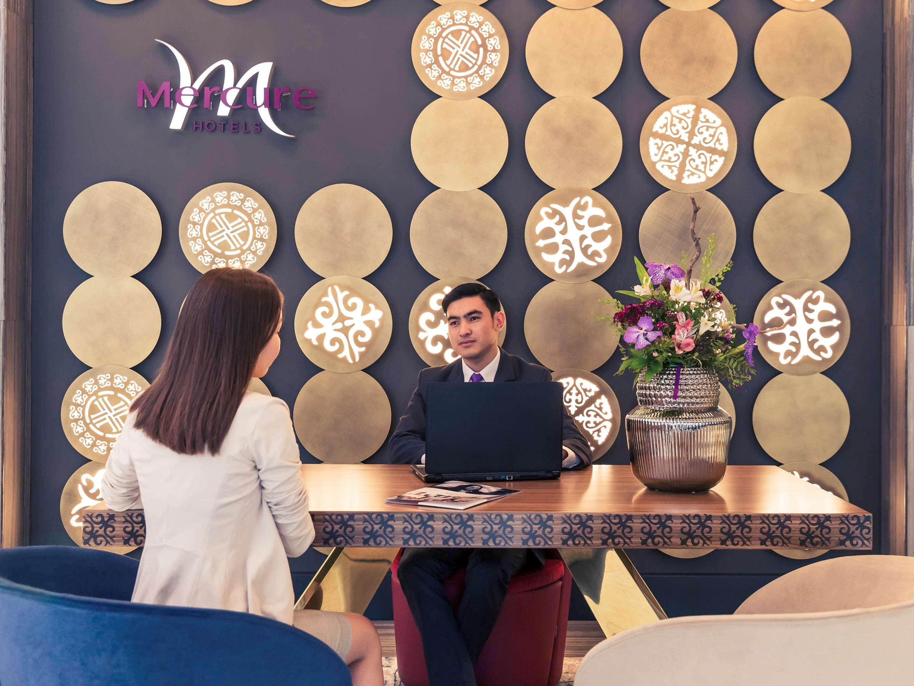 Mercure Almaty City Center Exterior photo