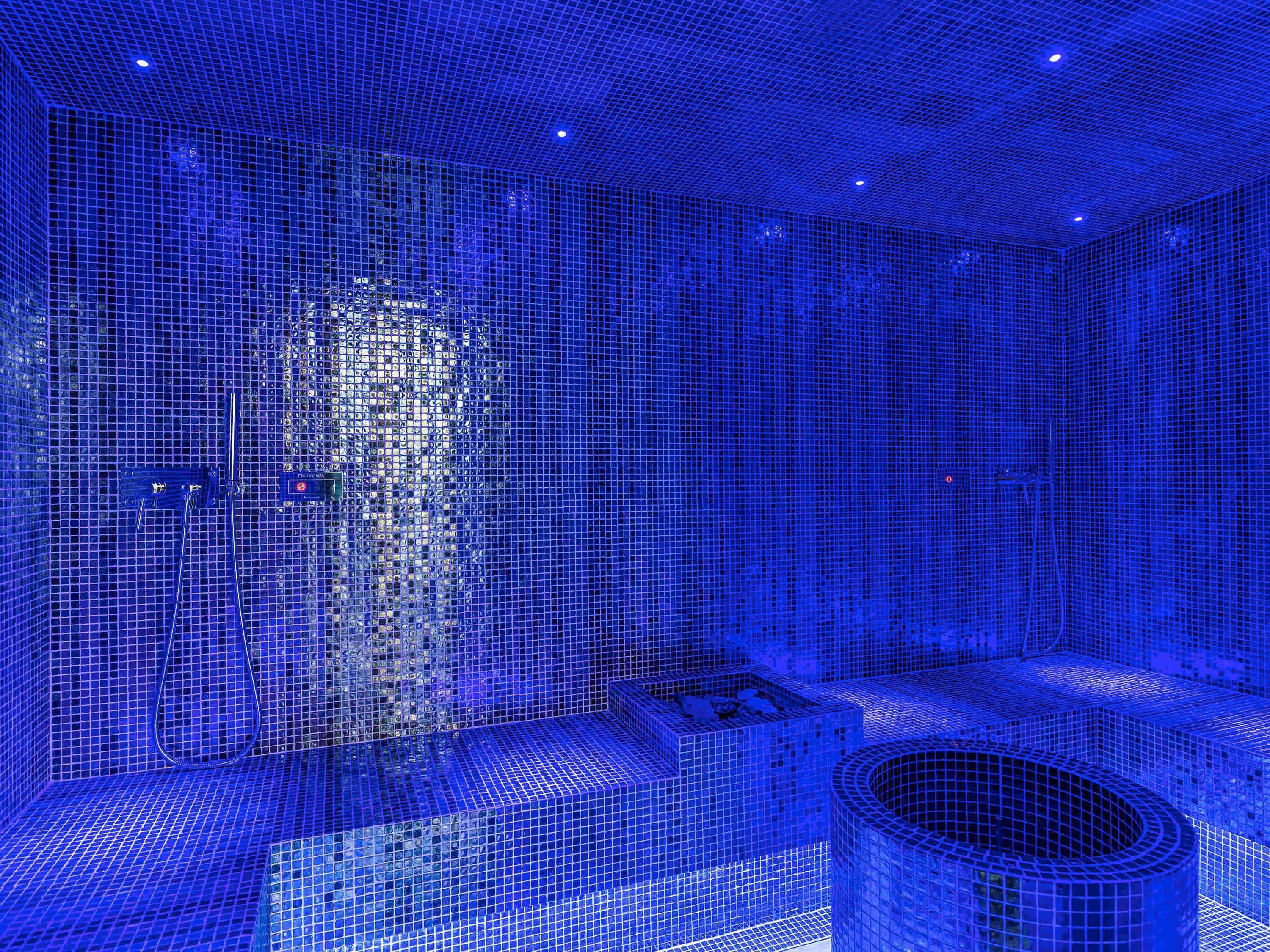 Mercure Almaty City Center Exterior photo