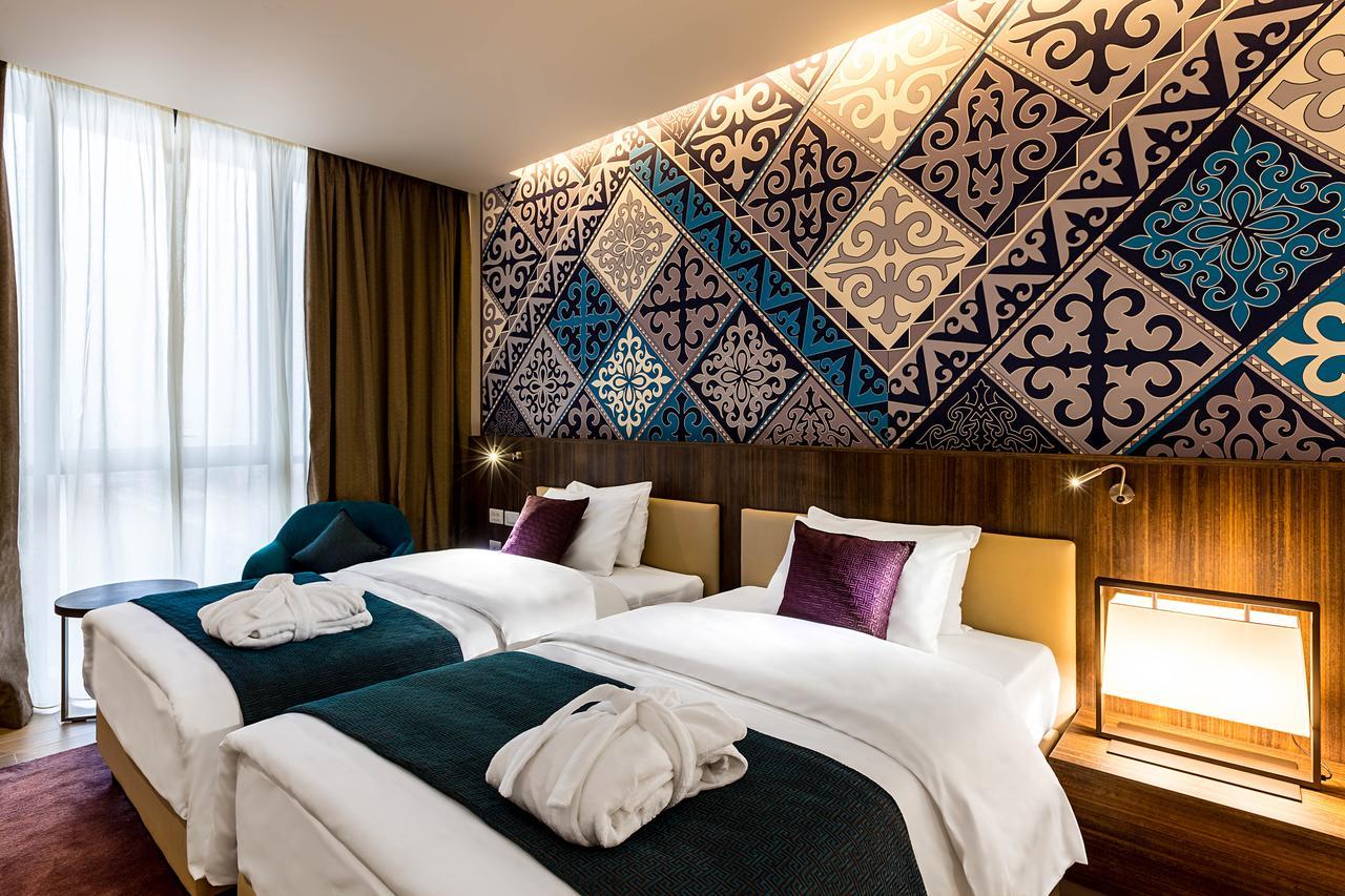 Mercure Almaty City Center Exterior photo